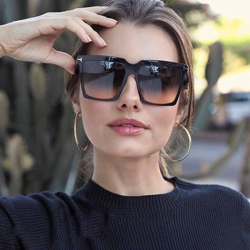 The Nia Sunglasses